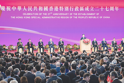 ◎ 七月一日,慶祝香港特別行政區成立廿七周年酒會在香港會議展覽中心舉行,香港特區行政長官李家超致辭。(中新社記者侯宇 攝)