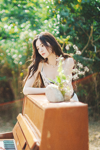 ◎ 黃明德新歌MV鏡頭。