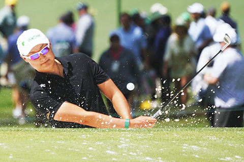 ◎ 四月七日,李昊桐進行賽前練習。中國選手李昊桐在美國奧古斯塔國家高爾夫俱樂部進行賽前訓練,備戰將於四月九日至十二日舉行的二0二六年美國高爾夫球大師賽正賽。(新華社記者吳曉凌攝)